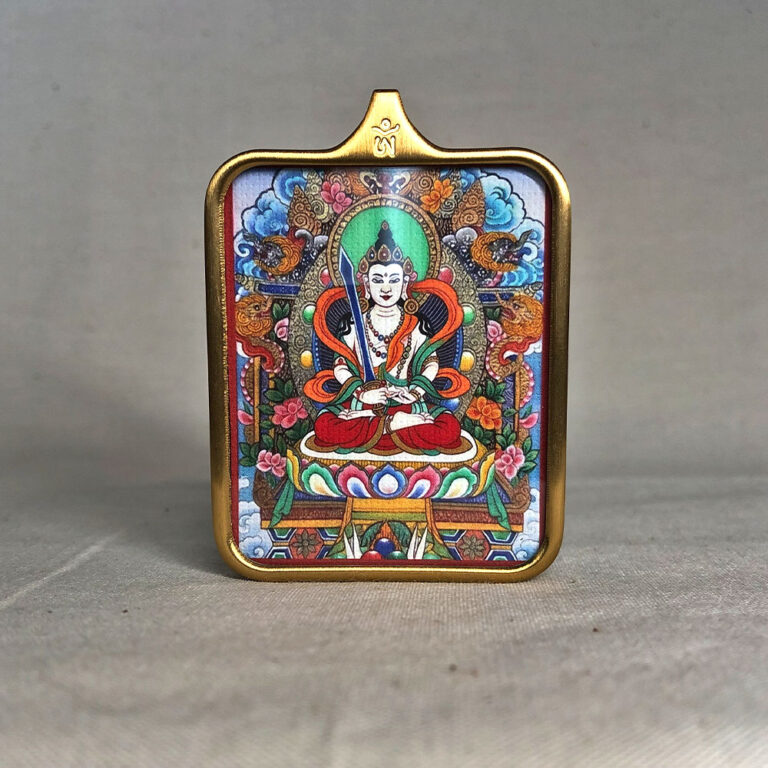 Frontal view of Akasagarbha Bodhisattva Gau box necklace for Ox and Tiger zodiac guardian.